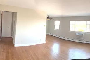 6300 W Irving Park Rd, Chicago, IL 60634 - Photo 2