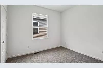 6277 Maple Glen Drive, Wonder Lake, IL 60097 - Photo 14