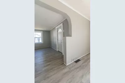 410 W 5th Street, Sterling, IL 61081 - Photo 10