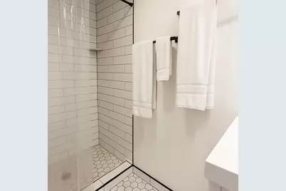 905 Center Street #208, Des Plaines, IL 60016 - Photo 8