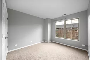 259 Aspen Pointe Rd, Vernon Hills, IL 60061 - Photo 10