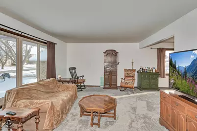 550 Chestnut Lane, Beecher, IL 60401 - Photo 4