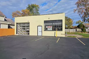 1012 Washington St, Waukegan, IL 60085 - Photo 1