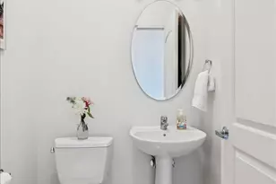 420 E Waterside Dr, Chicago, IL 60601 - Photo 16