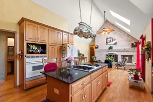 [Address not provided], New Lenox, IL 60451 - Photo 14