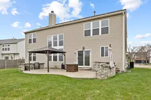 7 Snead Ct, Bolingbrook, IL 60490 - Photo 32