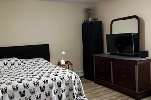 1301 S Finley Rd, Lombard, IL 60148 - Photo 12