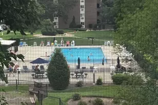 1301 S Finley Rd, Lombard, IL 60148 - Photo 24