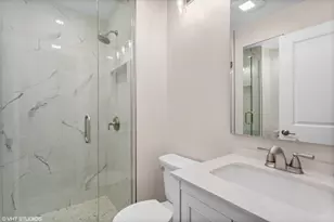 1915 Farmington Ct, Naperville, IL 60565 - Photo 14