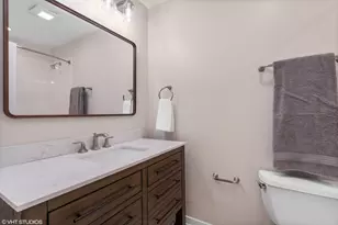 1915 Farmington Ct, Naperville, IL 60565 - Photo 16