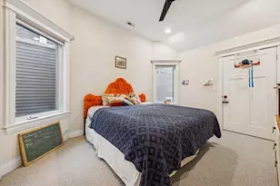 3733 W Sunnyside Ave, Chicago, IL 60625 - Photo 20