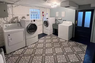 2447 N Mozart St, Chicago, IL 60647 - Photo 12