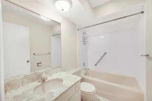 445 N Park Blvd, Glen Ellyn, IL 60137 - Photo 16