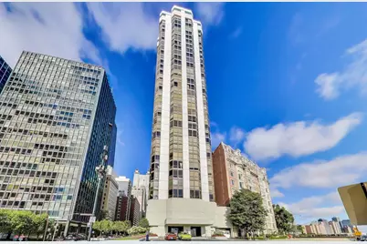 990 N Lake Shore Drive #16A, Chicago, IL 60611 - Photo 1