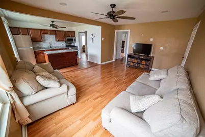 4572 Rumsey Avenue, Oak Lawn, IL 60453 - Photo 4