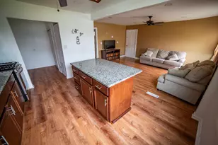 4572 Rumsey Ave, Oak Lawn, IL 60453 - Photo 6