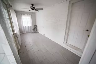 4572 Rumsey Ave, Oak Lawn, IL 60453 - Photo 2