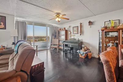 2005 S Finley Road #1202, Lombard, IL 60148 - Photo 14