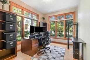 300 S Rose Ave, Park Ridge, IL 60068 - Photo 10