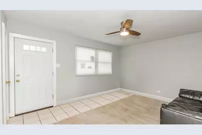 5141 S Carpenter Street, Chicago, IL 60609 - Photo 2