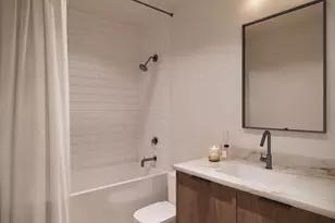 754 N Bishop St, Chicago, IL 60642 - Photo 8