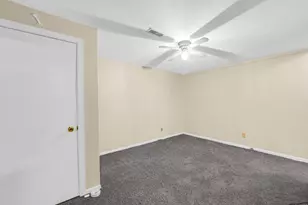 192 S Joslyn St, Cortland, IL 60112 - Photo 10