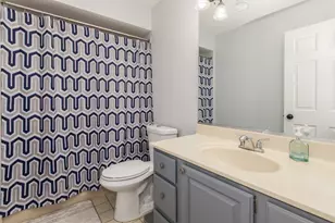 1068 Mattande Ln, Naperville, IL 60540 - Photo 18