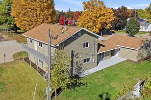 503 W Winfield St, Morrison, IL 61270 - Photo 20