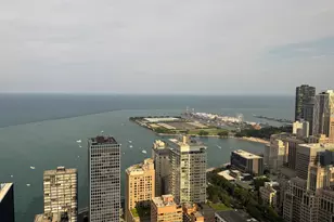 175 E Delaware Pl, Chicago, IL 60611 - Photo 12