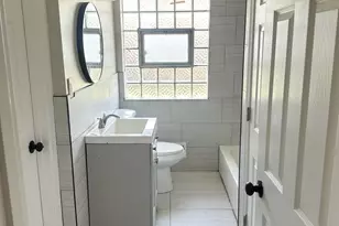 9405 S 76th Ct, Hickory Hills, IL 60457 - Photo 16