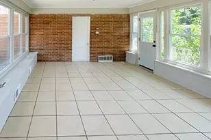 9405 S 76th Ct, Hickory Hills, IL 60457 - Photo 12