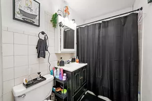 7549 S Roberts Rd, Bridgeview, IL 60455 - Photo 12