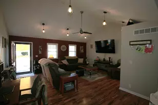 111 W Fast Ave, Mackinaw, IL 61755 - Photo 6