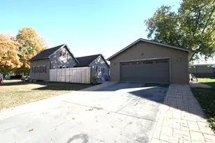 111 W Fast Ave, Mackinaw, IL 61755 - Photo 20