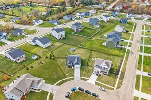 725 Cloverleaf Dr, Marengo, IL 60152 - Photo 48