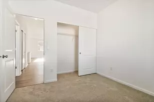329 Kingsport Dr, South Elgin, IL 60177 - Photo 24