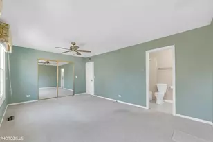 1429 Pebblecreek Dr, Glenview, IL 60025 - Photo 20