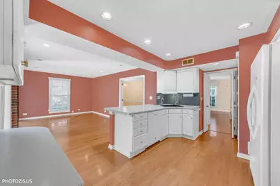 1429 Pebblecreek Drive, Glenview, IL 60025 - Photo 12