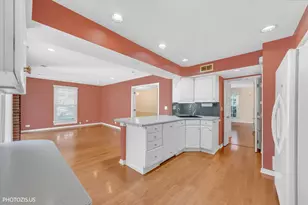 1429 Pebblecreek Dr, Glenview, IL 60025 - Photo 12