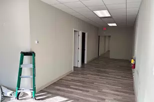 4212 W Irving Park Rd, Chicago, IL 60641 - Photo 4