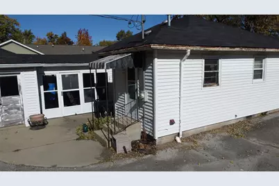 615 S 5th Street, Watseka, IL 60970 - Photo 6