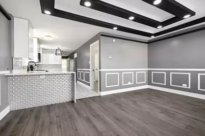 245 W 43rd Street, Chicago, IL 60609 - Photo 6