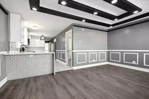 245 W 43rd St, Chicago, IL 60609 - Photo 6