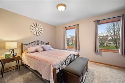 310 Fairhaven Drive, Yorkville, IL 60560 - Photo 18