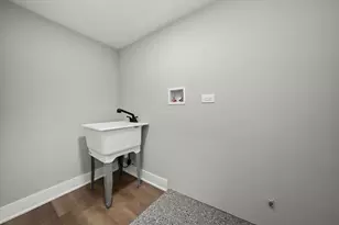 8041 S Blackstone Ave, Chicago, IL 60619 - Photo 34