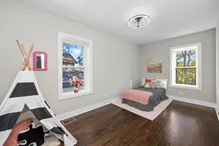 8041 S Blackstone Ave, Chicago, IL 60619 - Photo 24