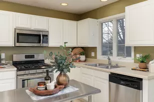 109 Sandra Ct, Normal, IL 61761 - Photo 8