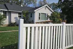 3302 W 139th St, Robbins, IL 60472 - Photo 4