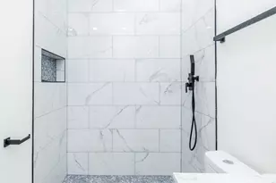 5530 S Michigan Ave, Chicago, IL 60637 - Photo 8