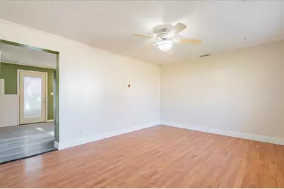 706 W Wall Street, Lexington, IL 61753 - Photo 8